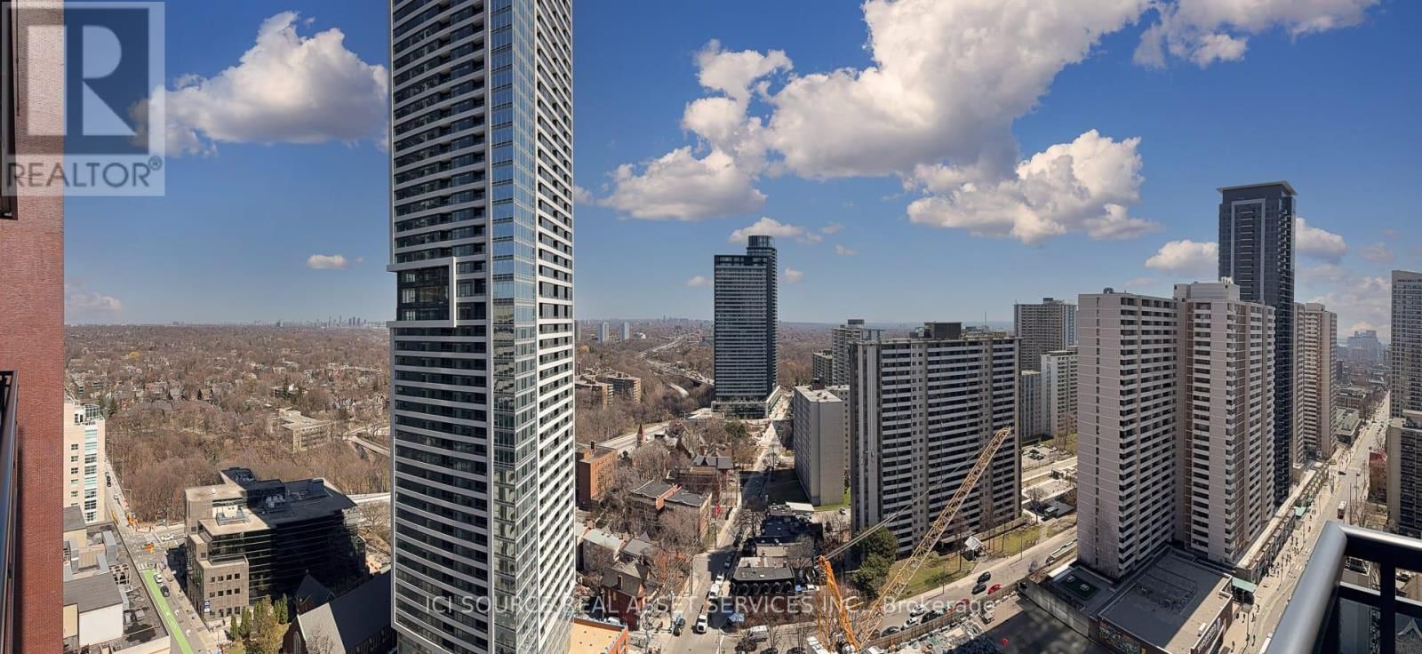 2303 - 28 LINDEN STREET Image 15