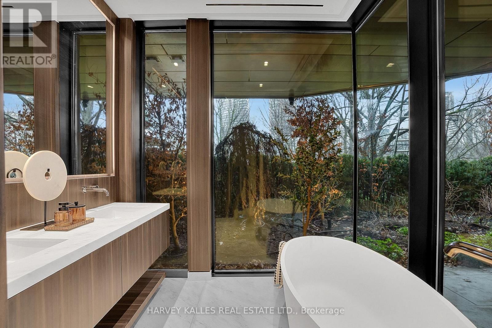 104 - 7 DALE AVENUE Image 23