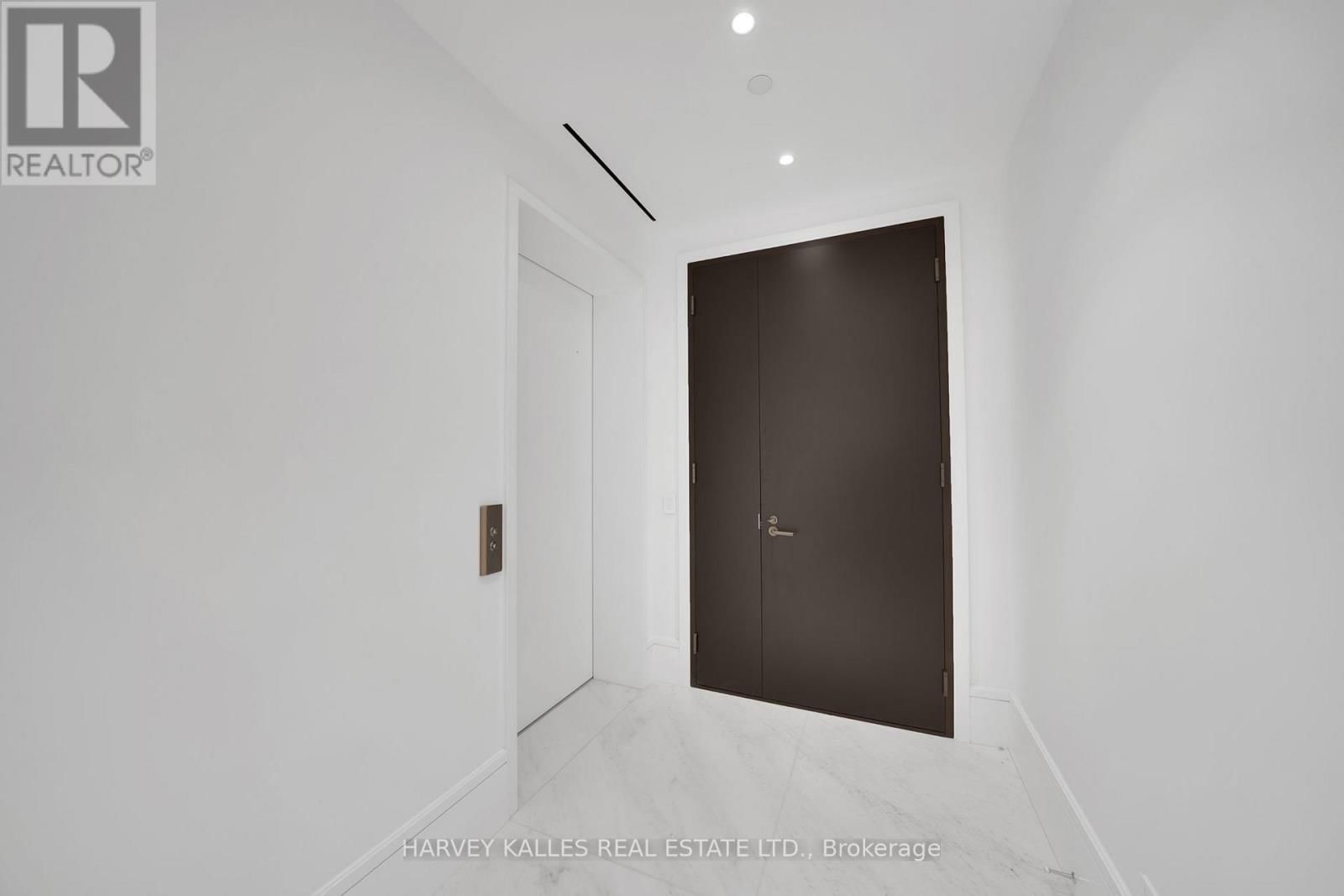 104 - 7 DALE AVENUE Image 3