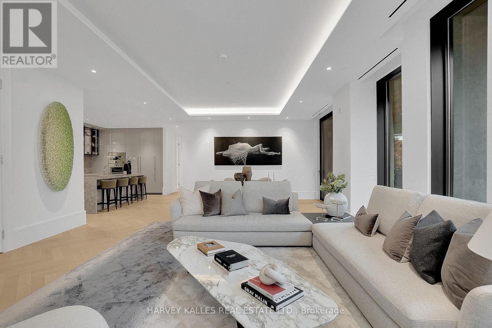 104 - 7 DALE AVENUE Image 5