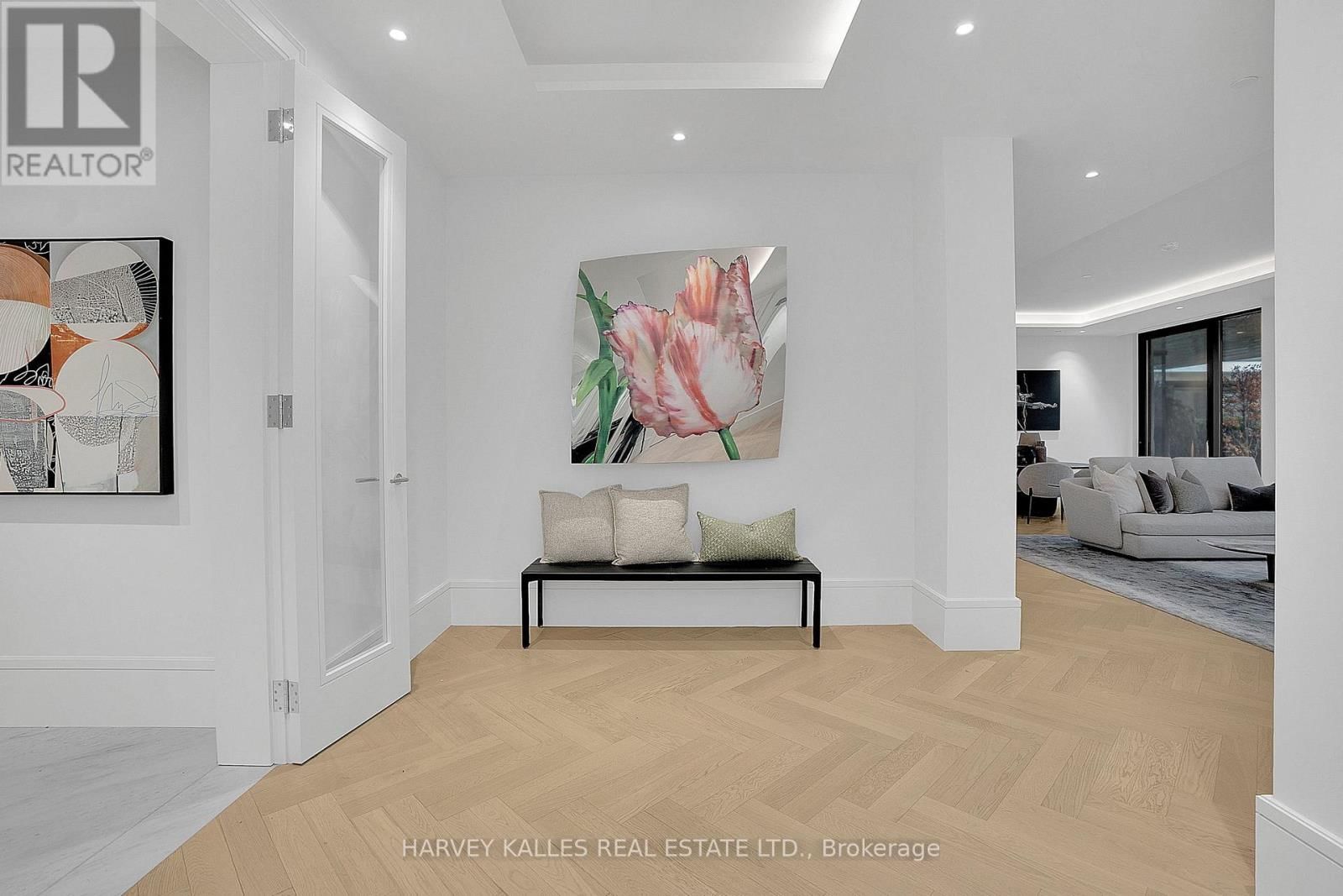 104 - 7 DALE AVENUE Image 6