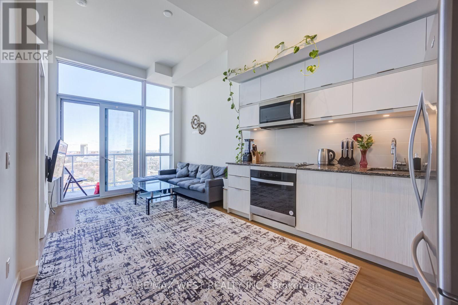 2406 - 10 DEERLICK COURT Image 10