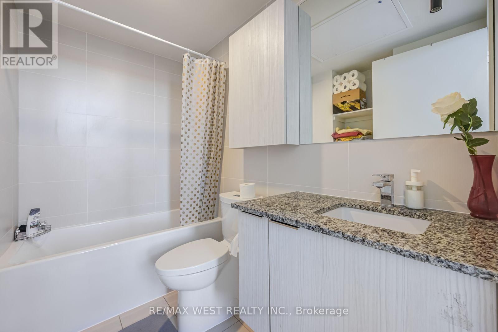 2406 - 10 DEERLICK COURT Image 22