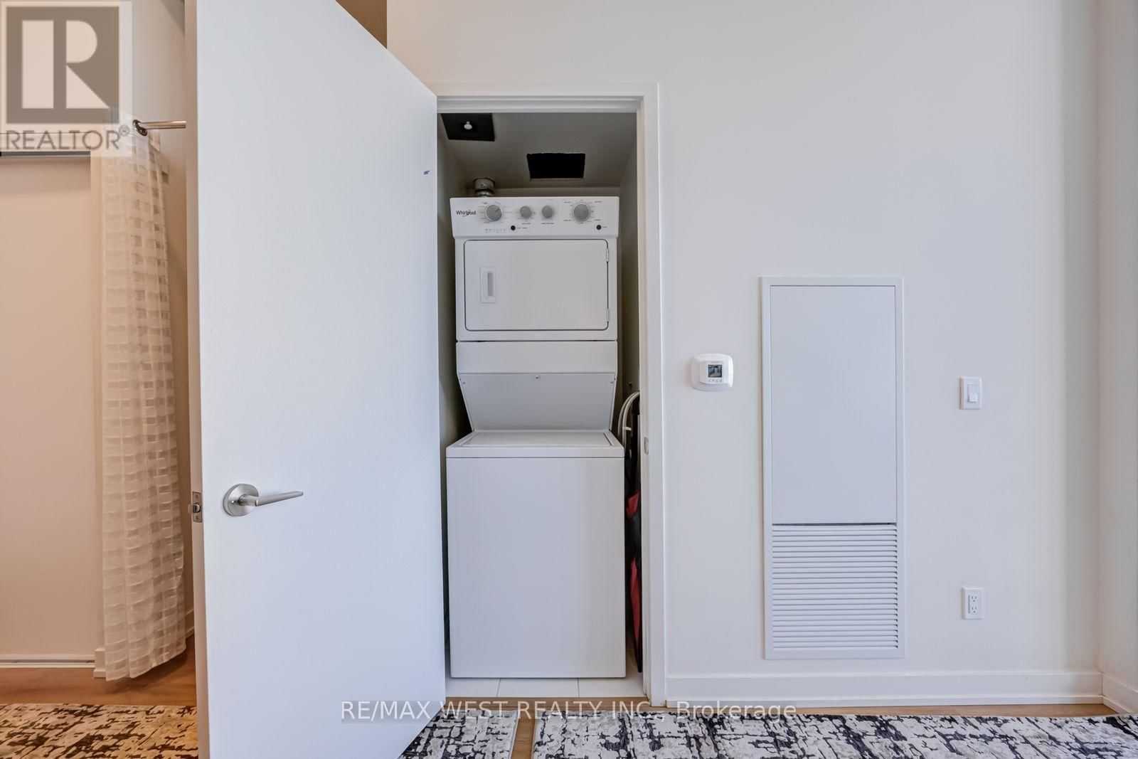 2406 - 10 DEERLICK COURT Image 24