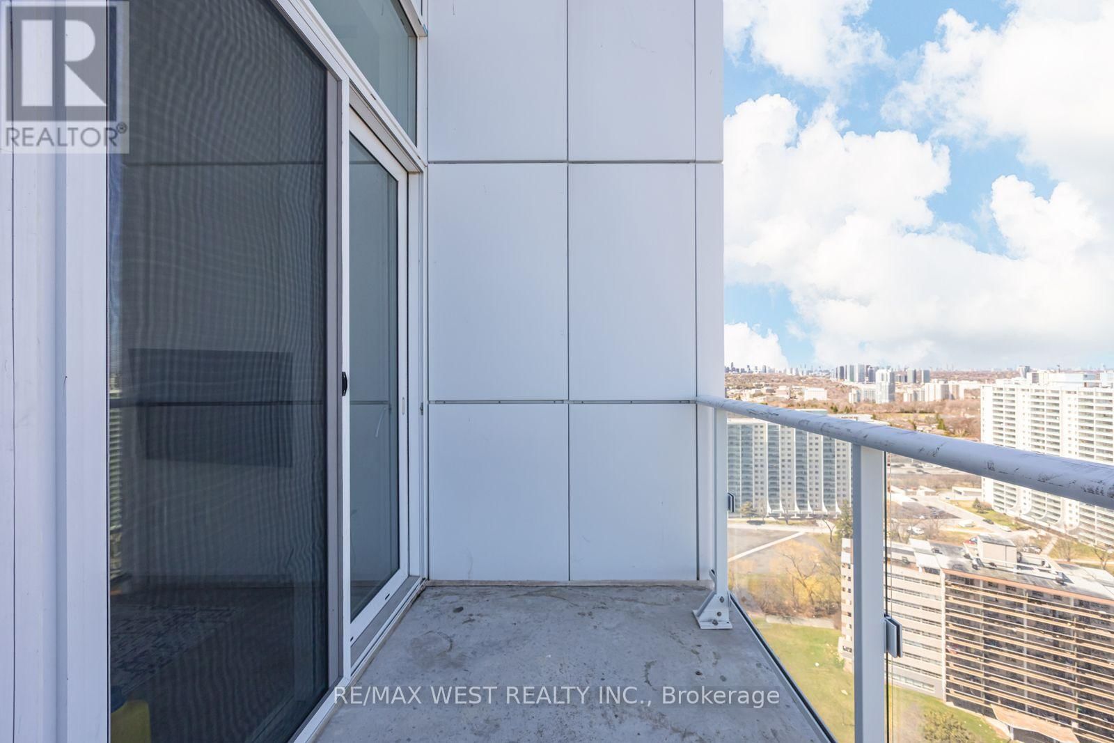 2406 - 10 DEERLICK COURT Image 27