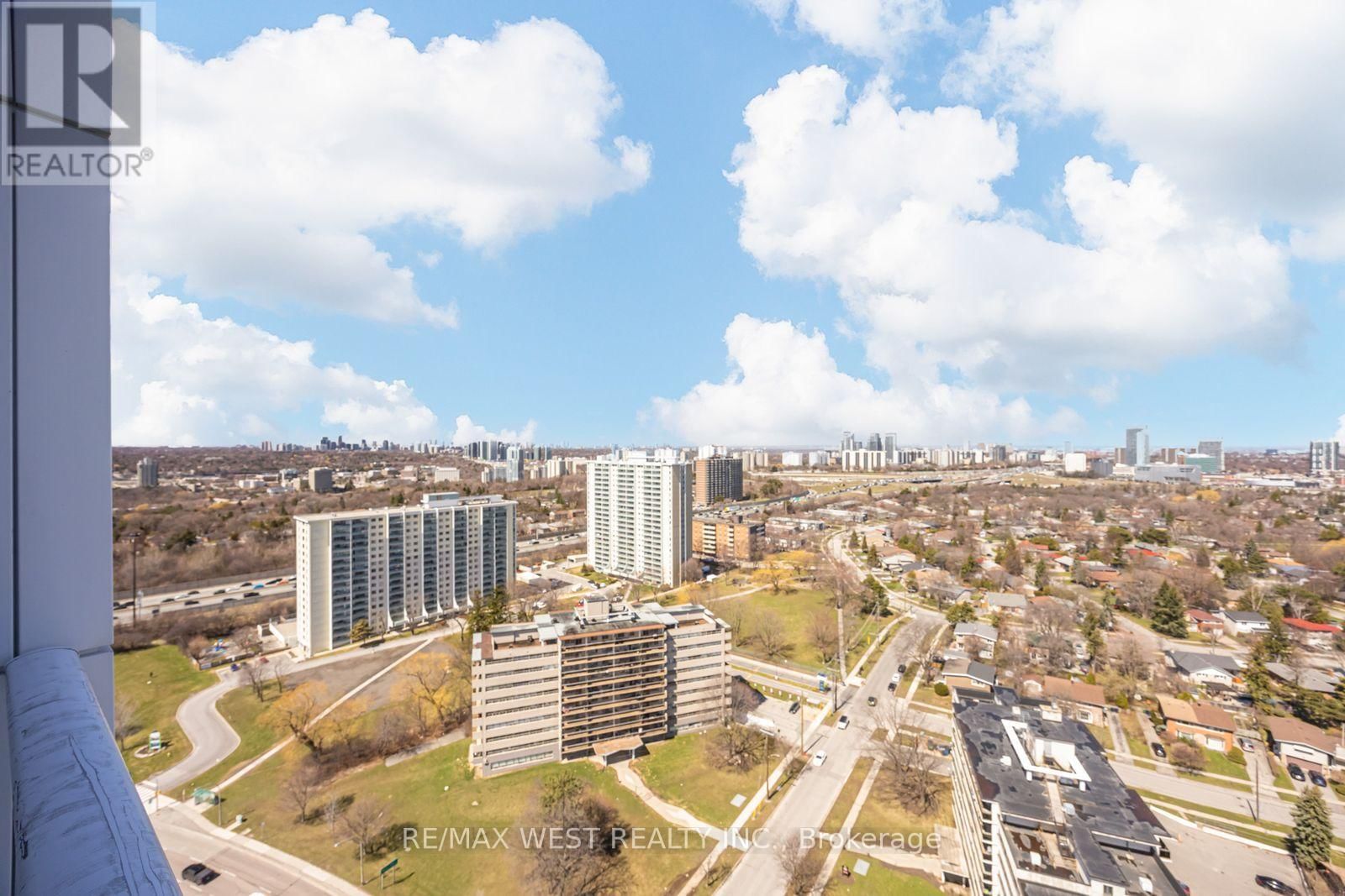 2406 - 10 DEERLICK COURT Image 28