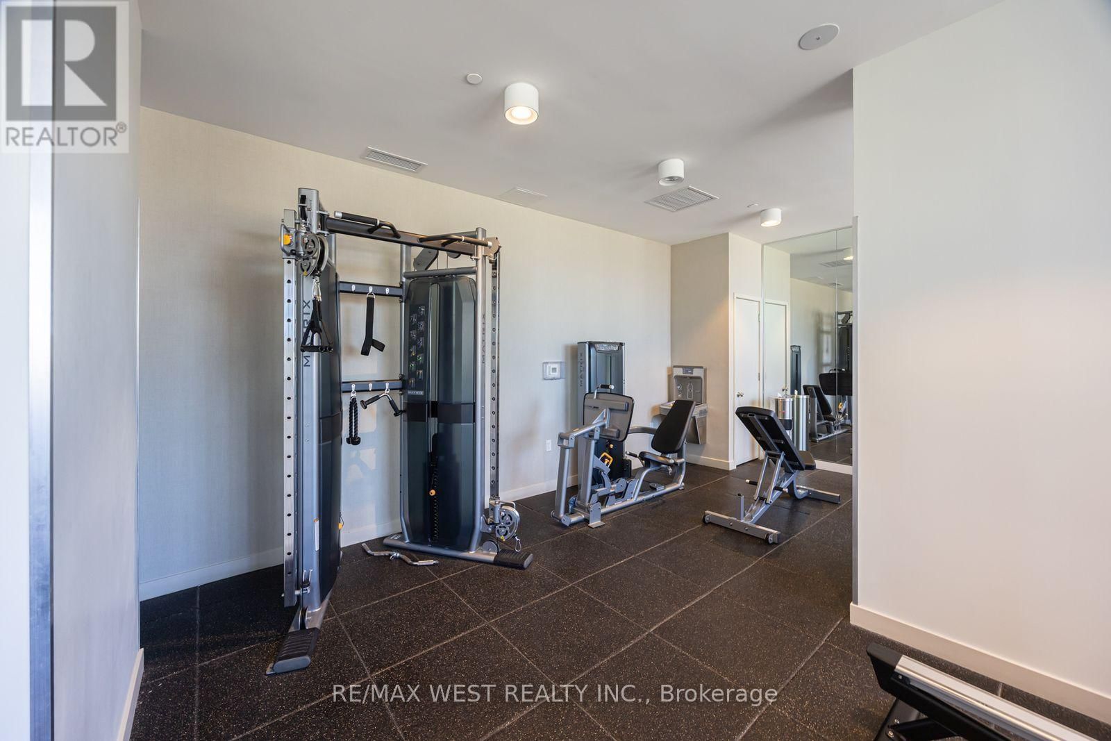 2406 - 10 DEERLICK COURT Image 32