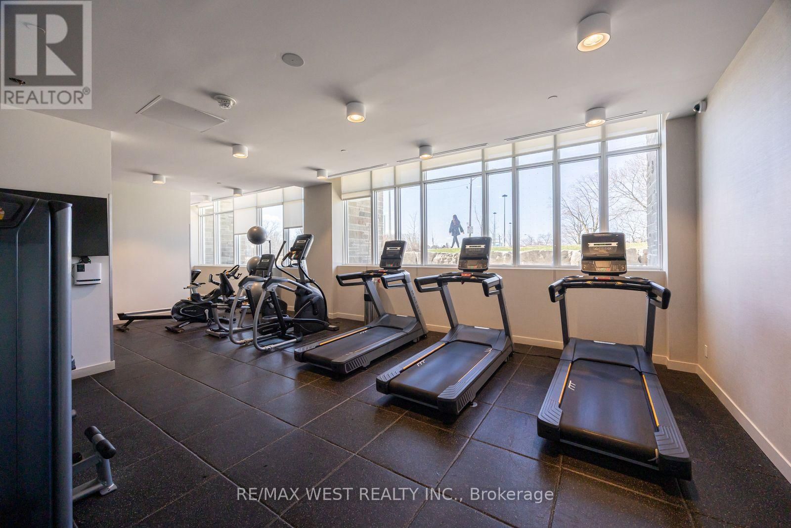 2406 - 10 DEERLICK COURT Image 33