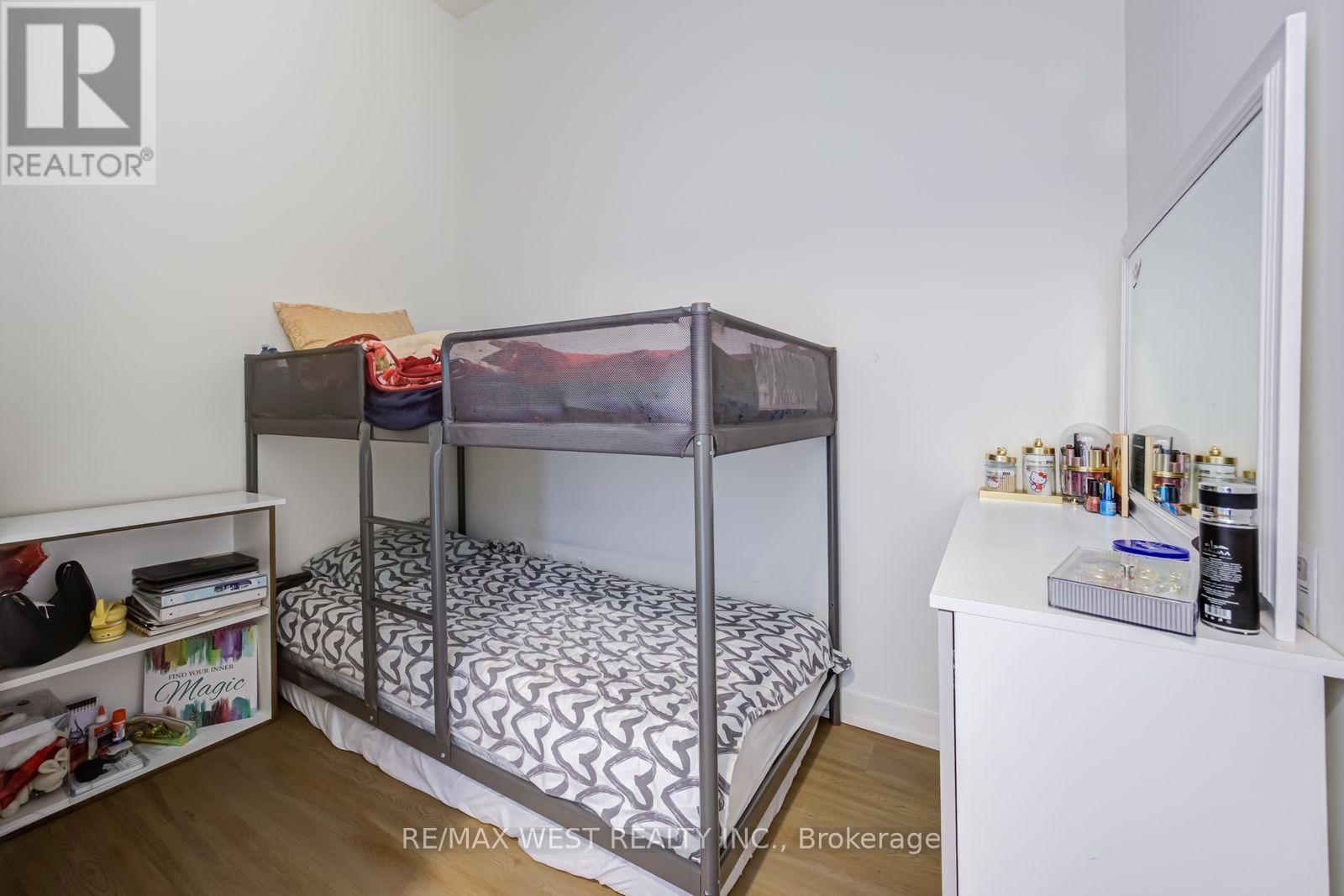 2406 - 10 DEERLICK COURT Image 9