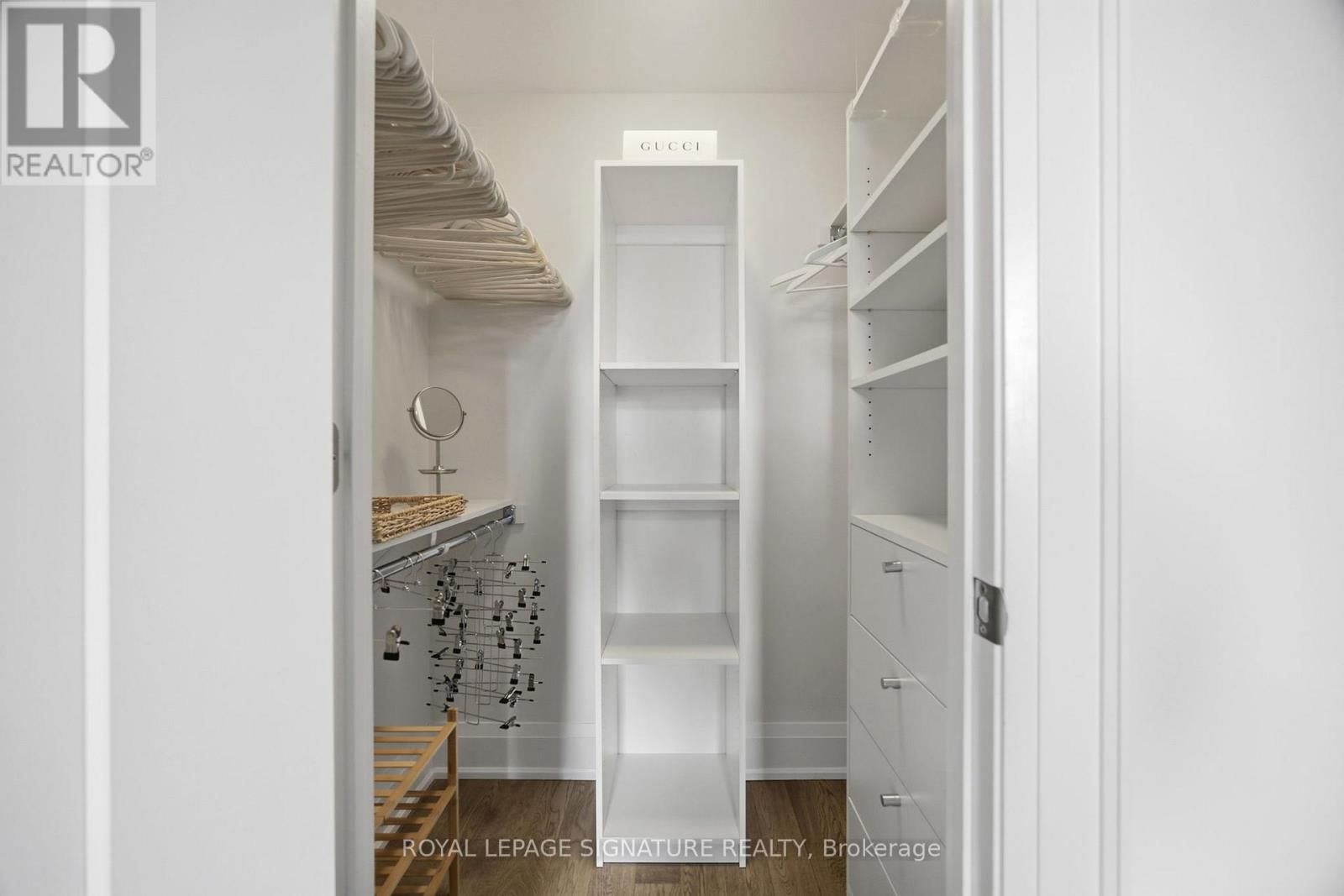 2307 - 88 CUMBERLAND STREET Image 14