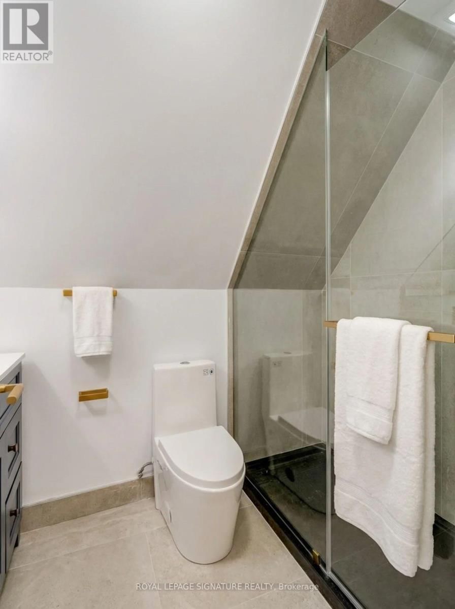 3 - 1 BELLWOODS PARK Image 15