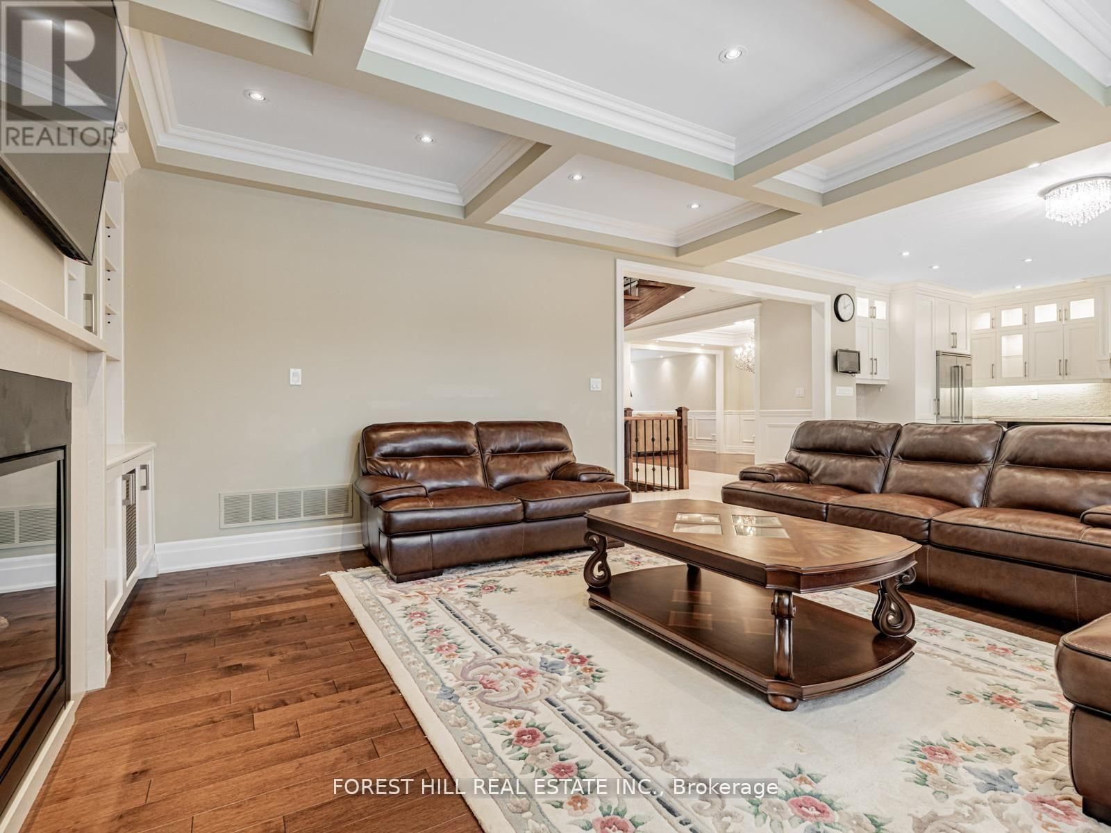 394 CONNAUGHT AVENUE Image 11