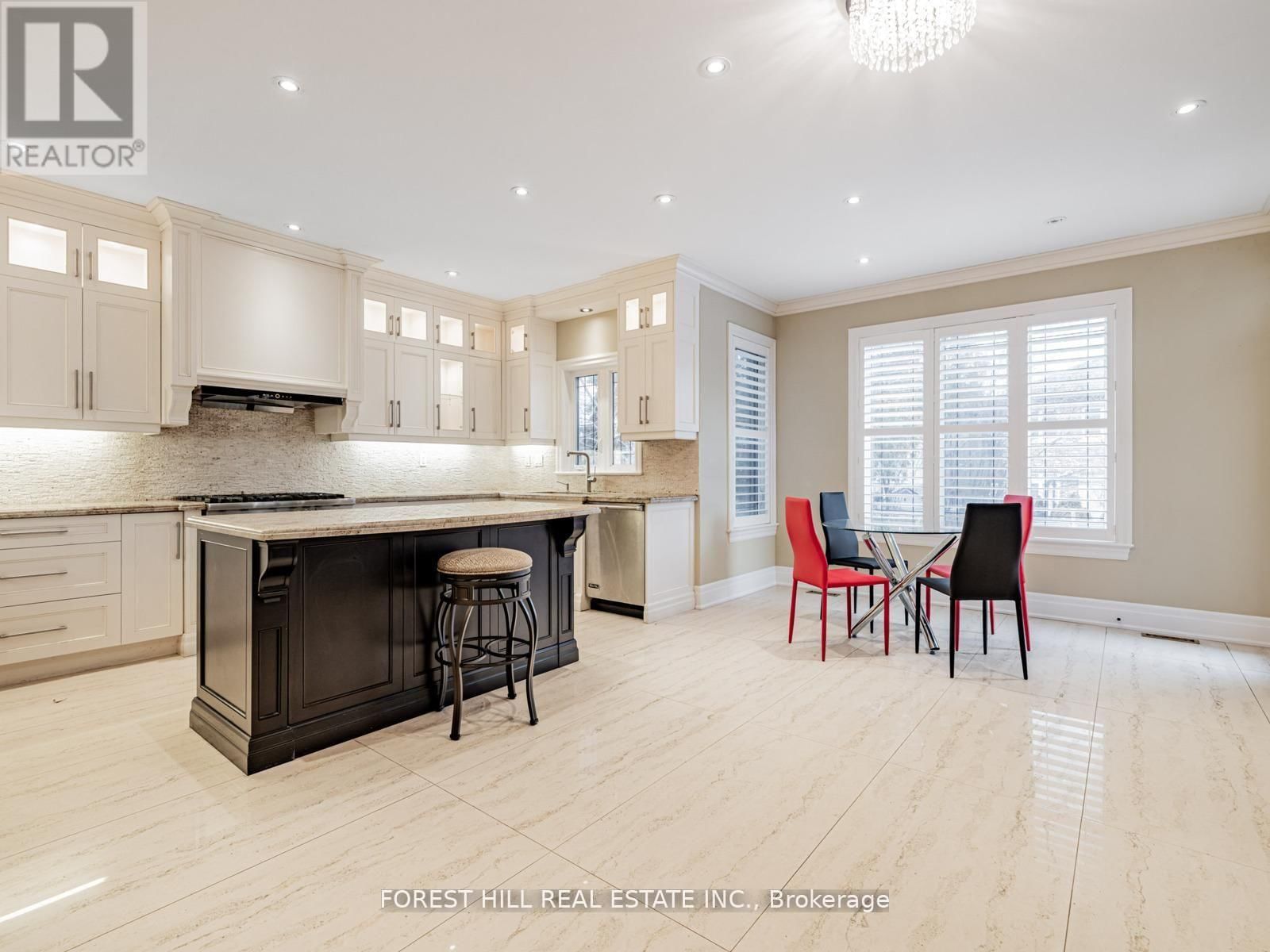 394 CONNAUGHT AVENUE Image 14