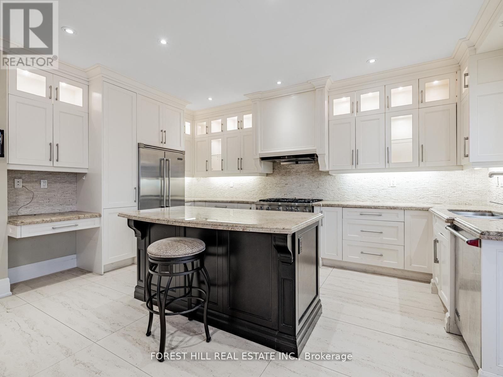 394 CONNAUGHT AVENUE Image 16