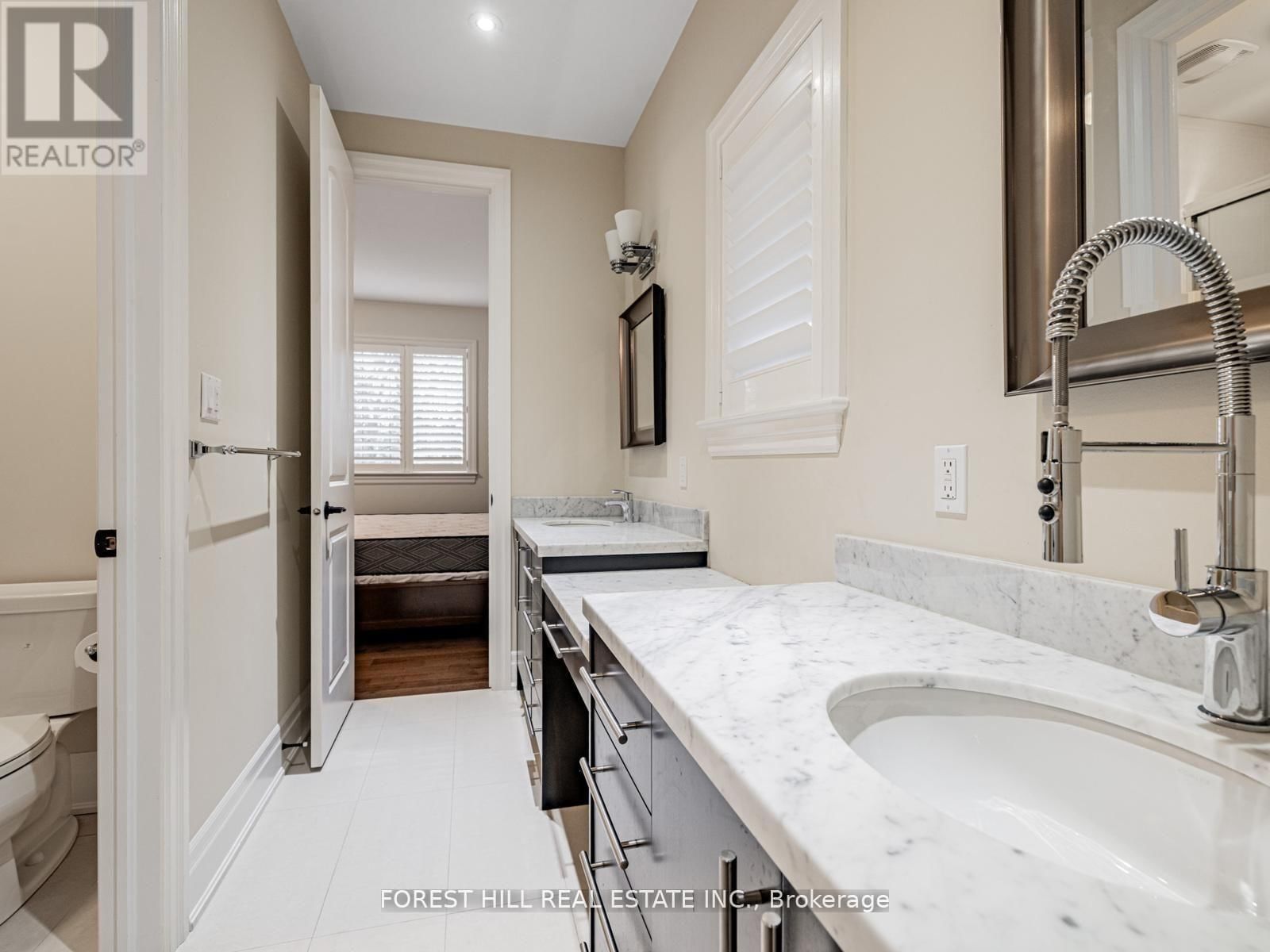 394 CONNAUGHT AVENUE Image 28