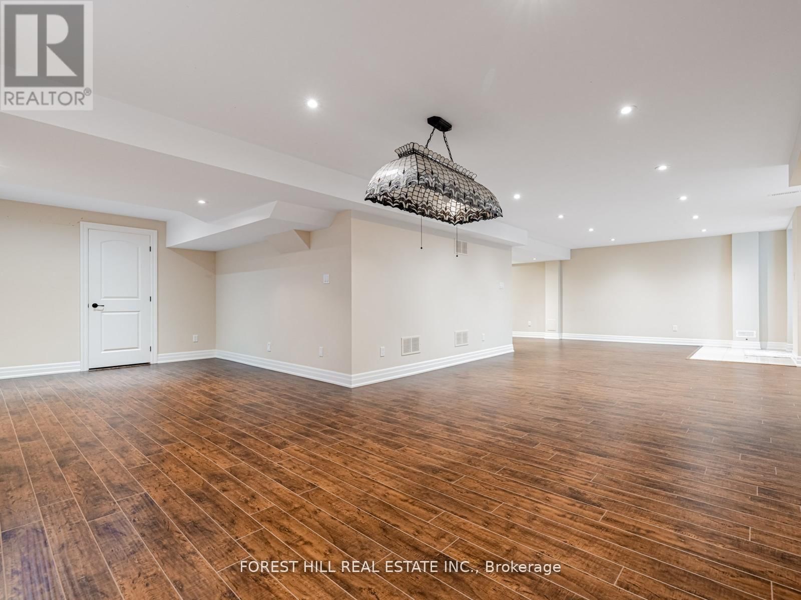 394 CONNAUGHT AVENUE Image 34