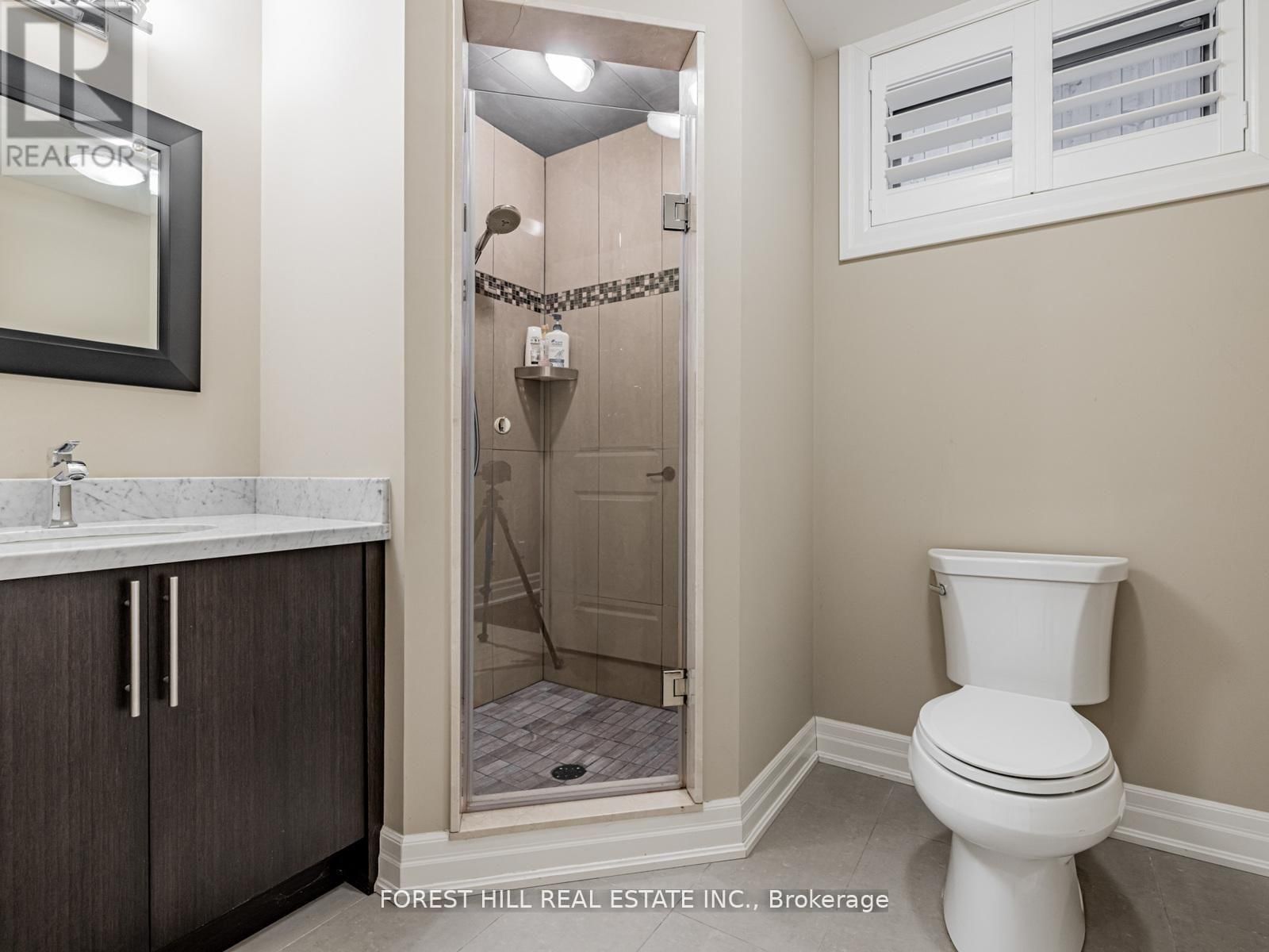 394 CONNAUGHT AVENUE Image 35