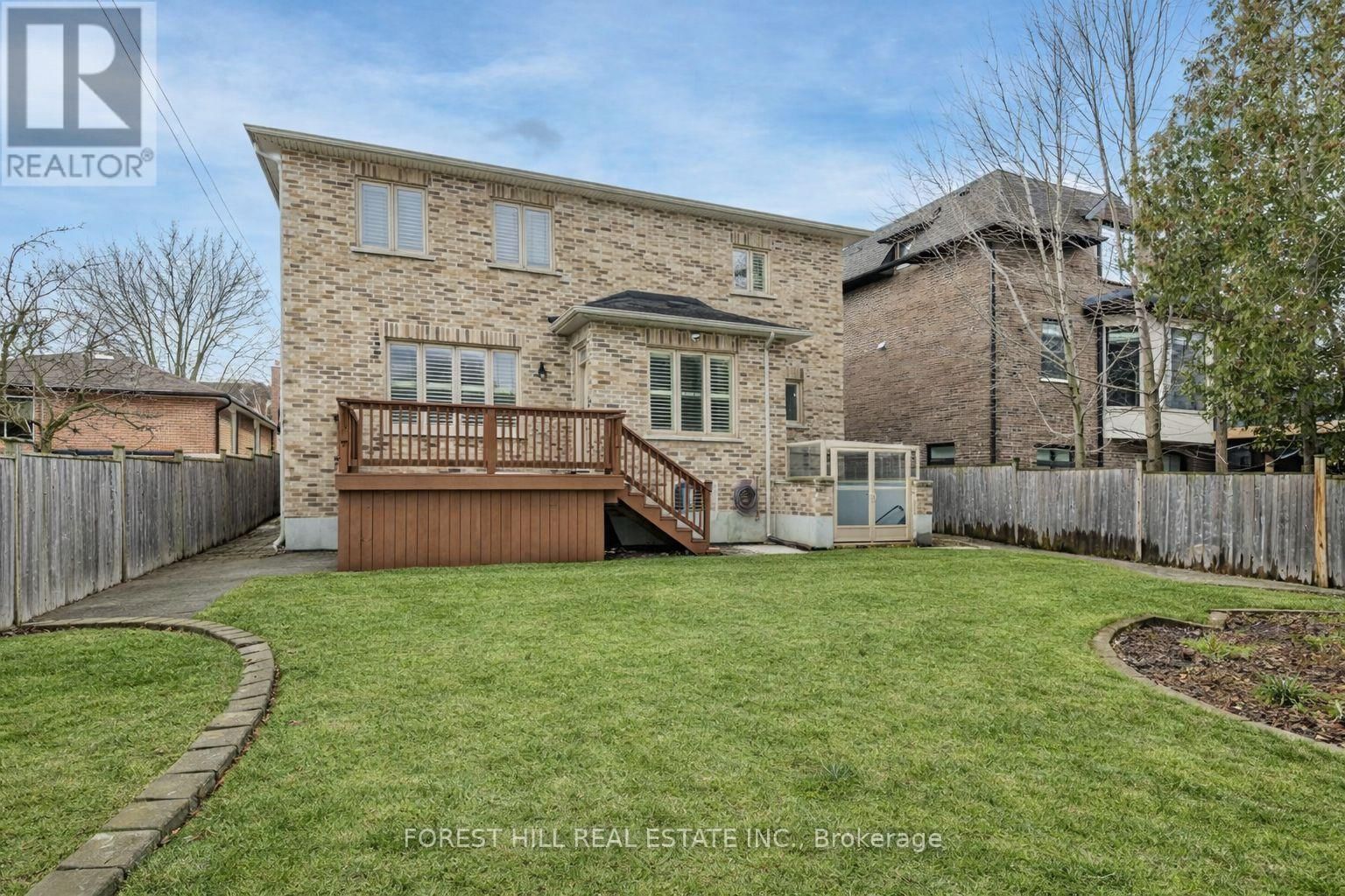 394 CONNAUGHT AVENUE Image 37