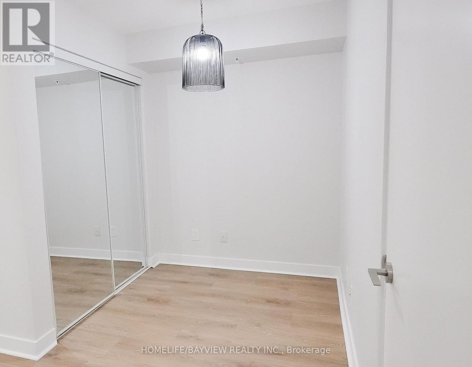 316 - 295 ADELAIDE STREET WEST Image 31