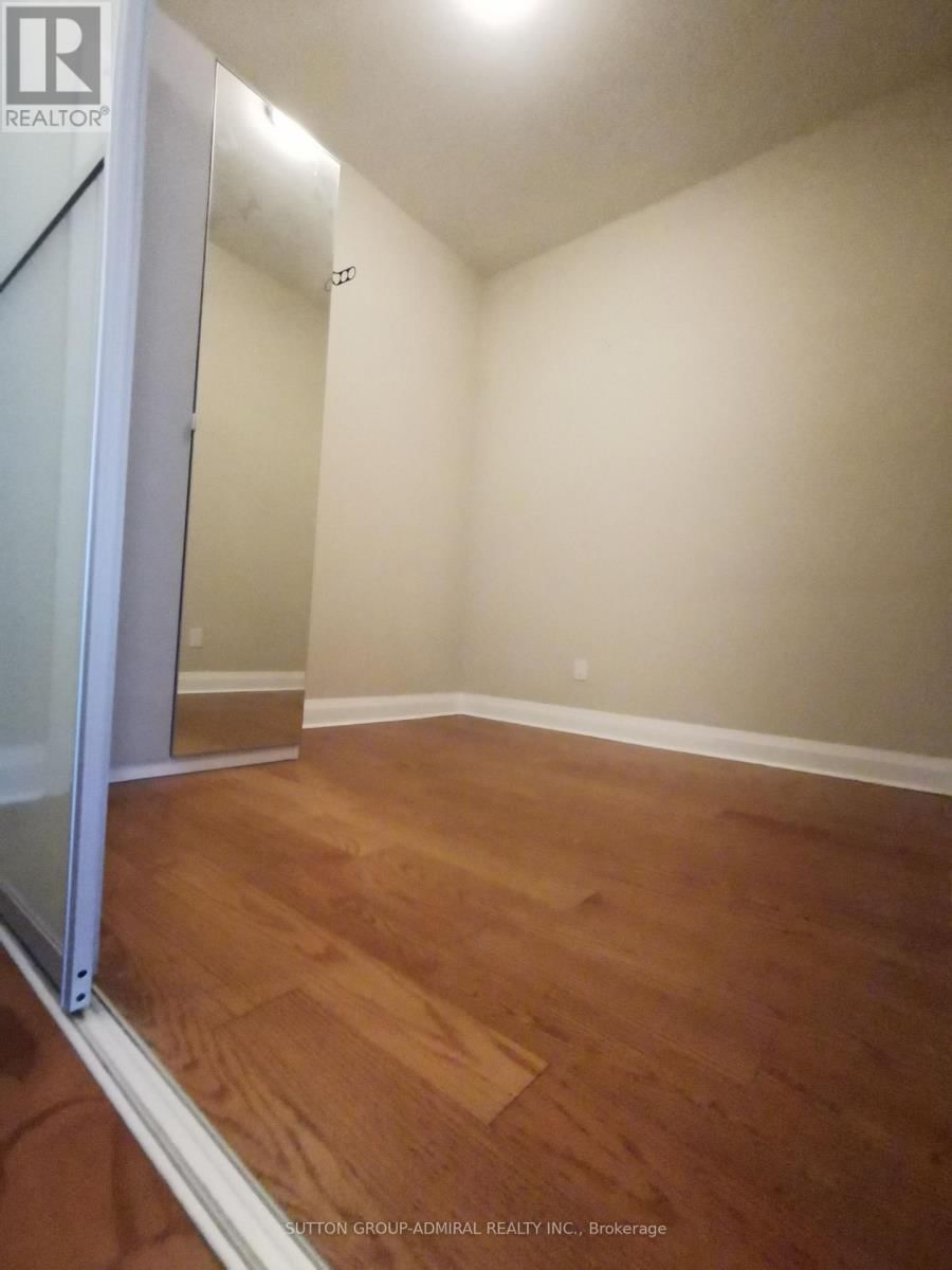 4604 - 1080 BAY STREET Image 14