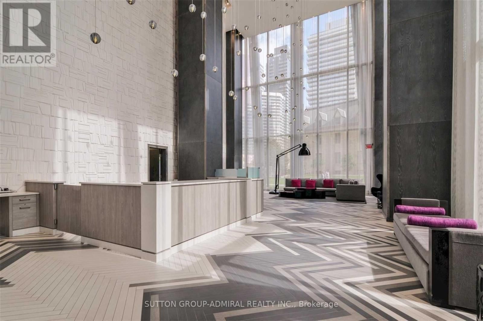 4604 - 1080 BAY STREET Image 4