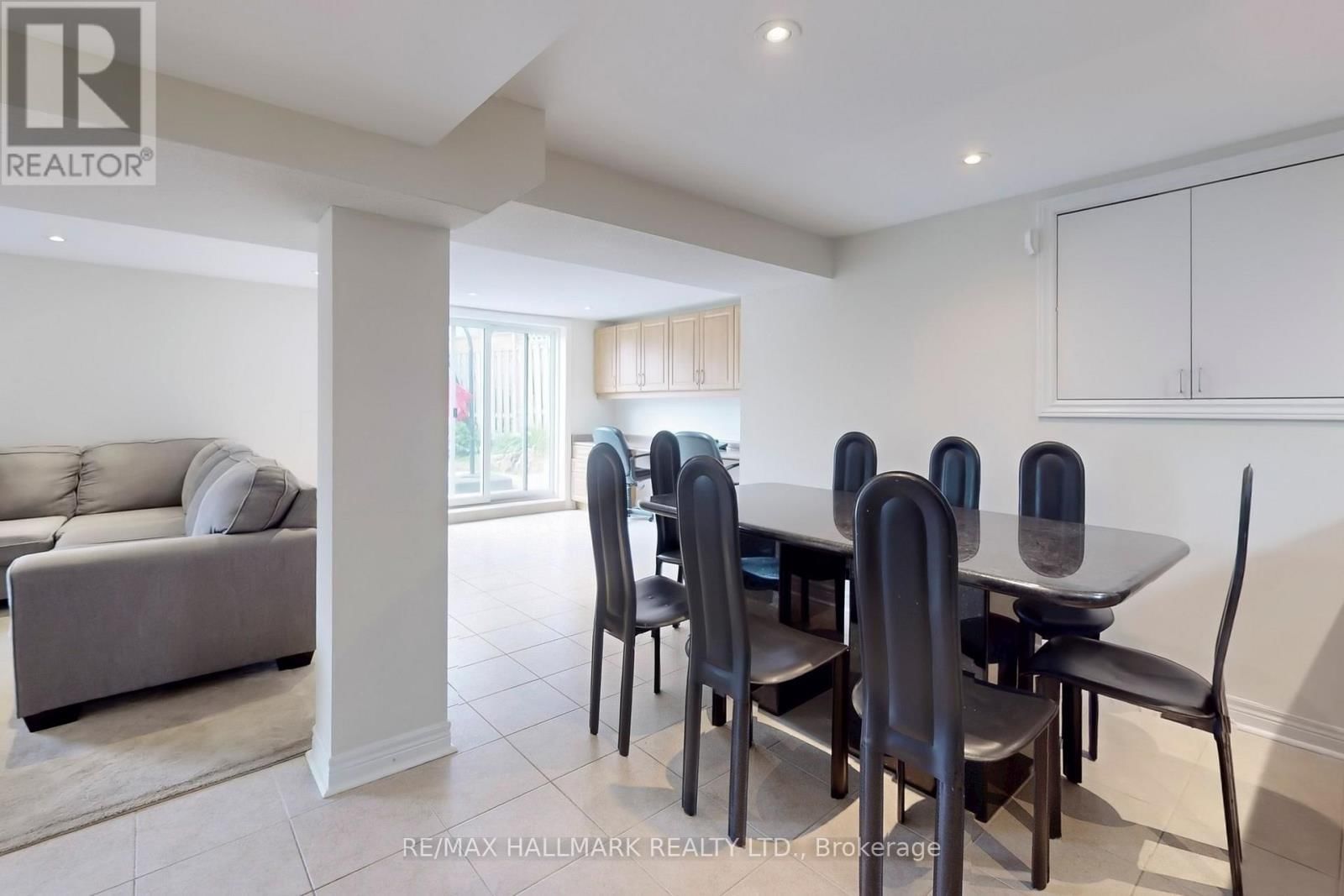 2 BUTTERFIELD DRIVE Image 43