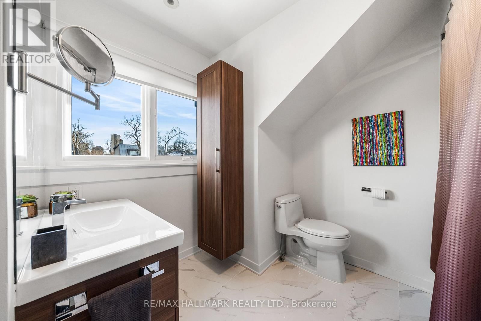 26 LYTTON BOULEVARD Image 36