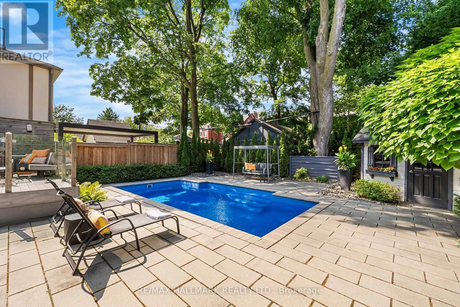 26 LYTTON BOULEVARD Image 43