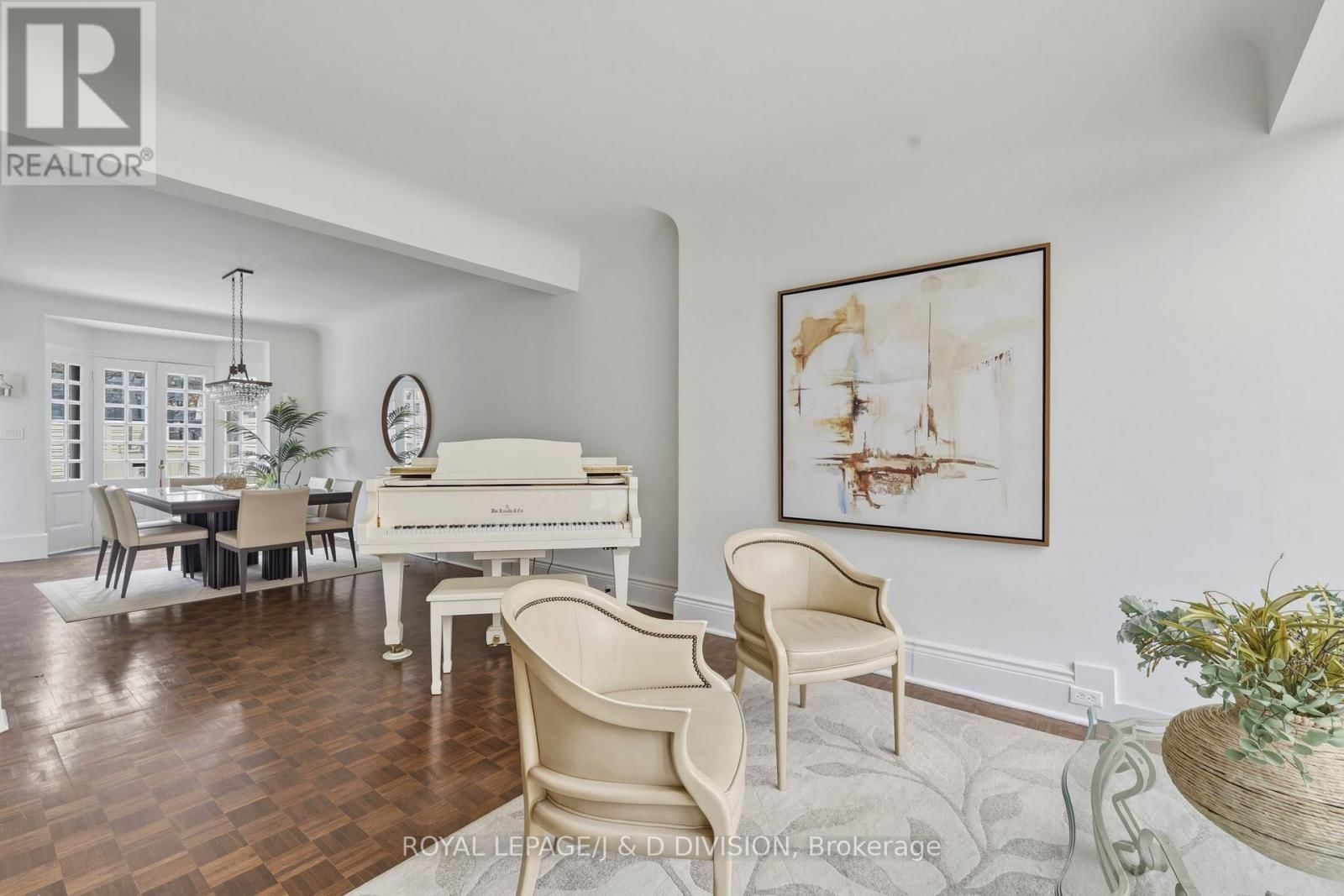 18 TRANBY AVENUE Image 1