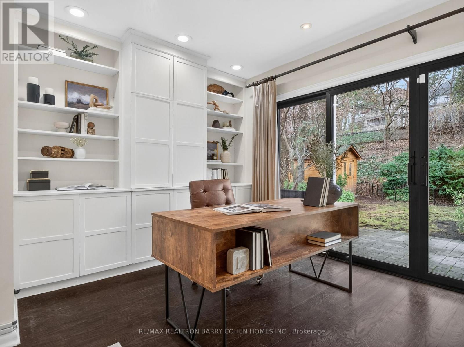 612 VESTA DRIVE Image 12