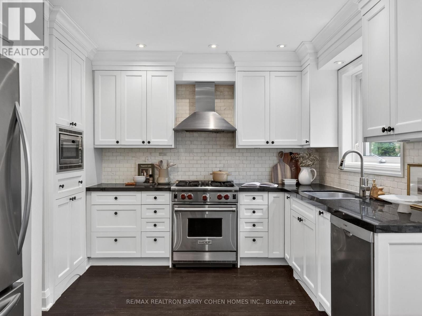 612 VESTA DRIVE Image 8