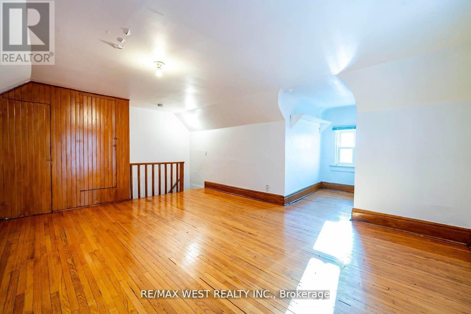 217 GLADSTONE AVENUE Image 28