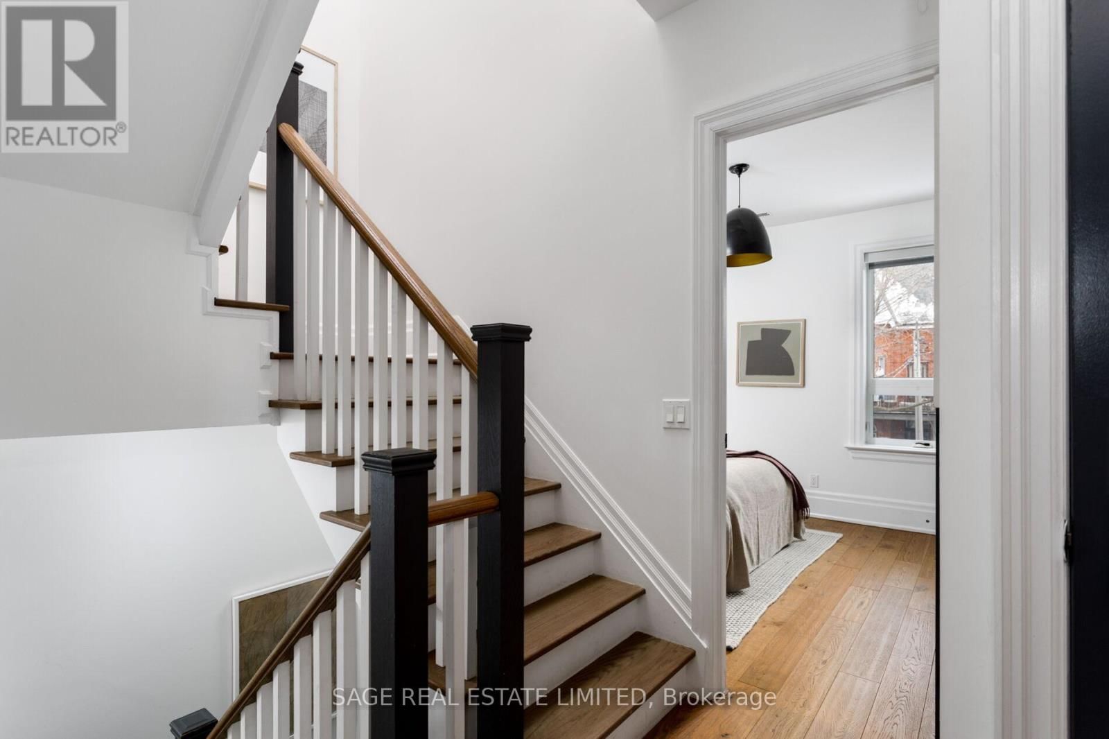 221 CRAWFORD STREET Image 32