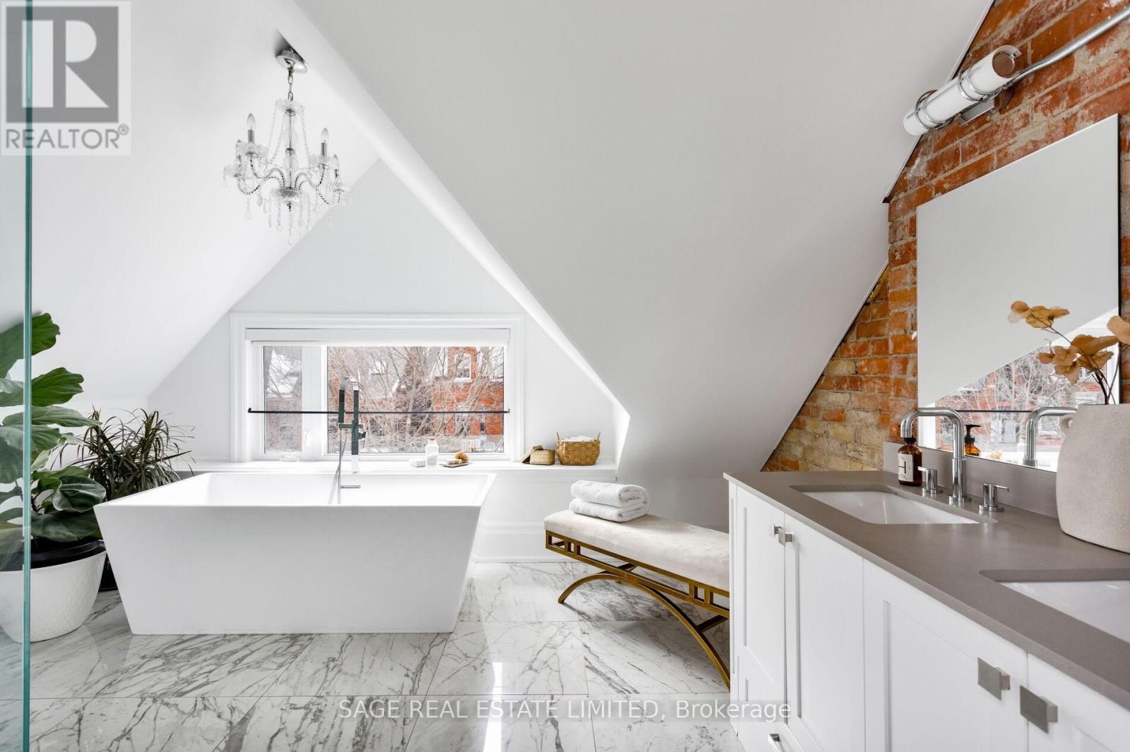 221 CRAWFORD STREET Image 40