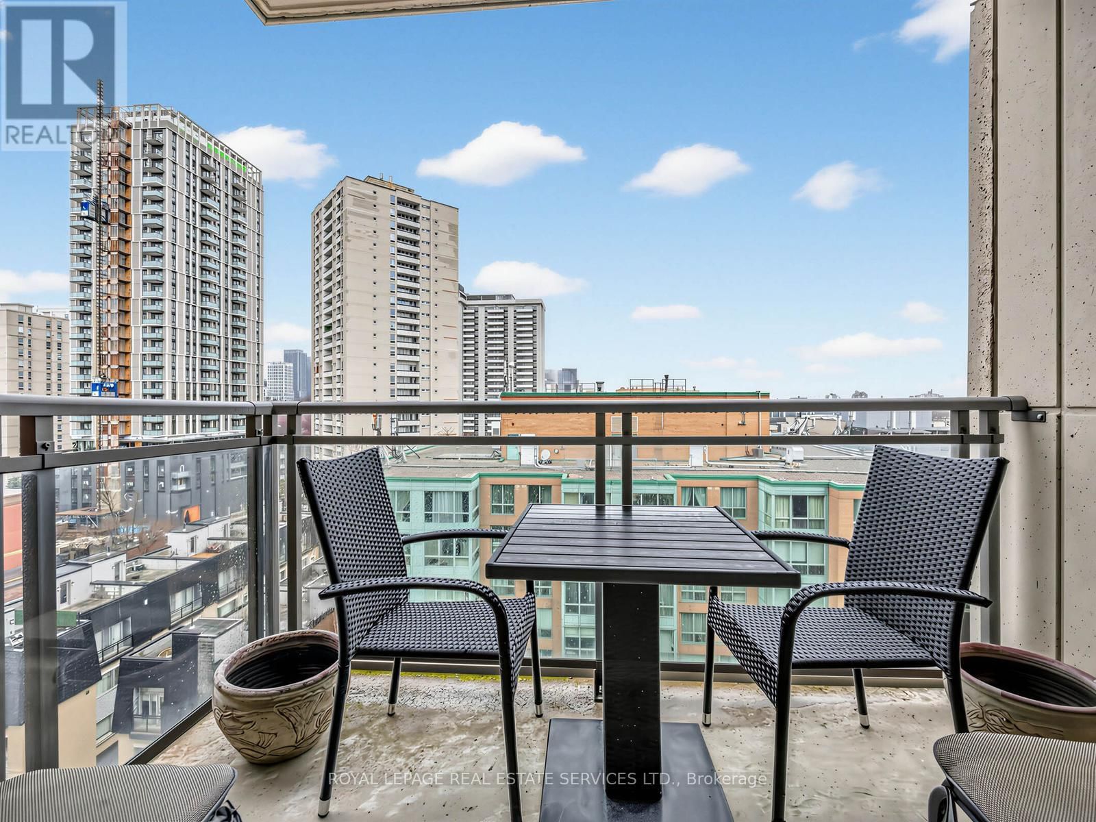 902 - 319 MERTON STREET Image 15