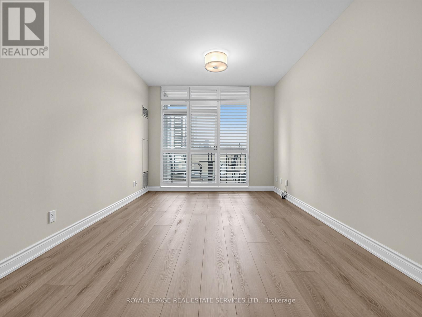 902 - 319 MERTON STREET Image 7