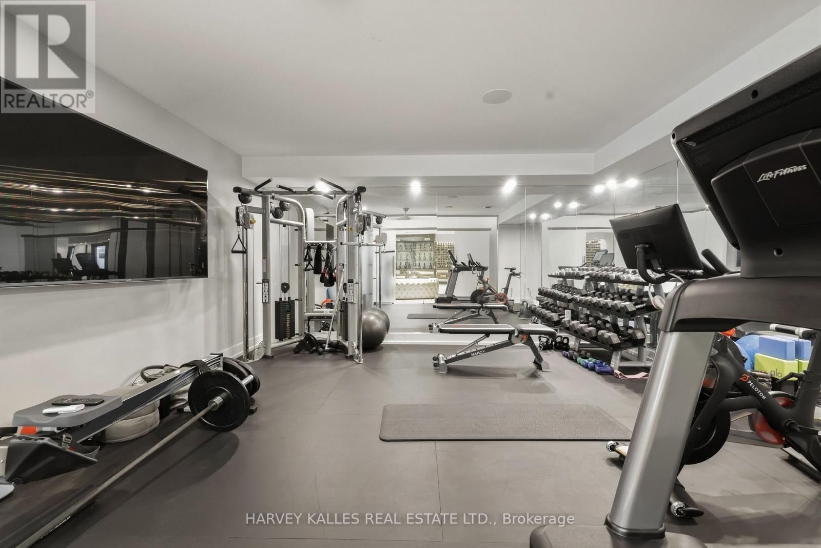 12 WINTON ROAD Image 43