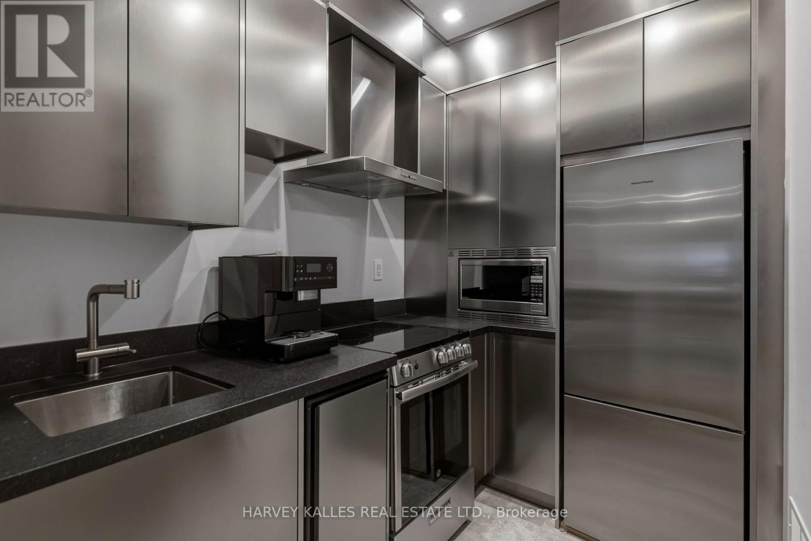 12 WINTON ROAD Image 45