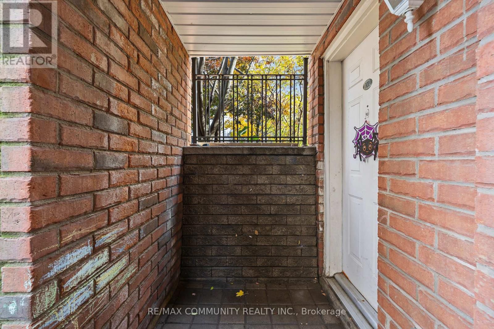 101 - 1 SUDBURY STREET Image 9