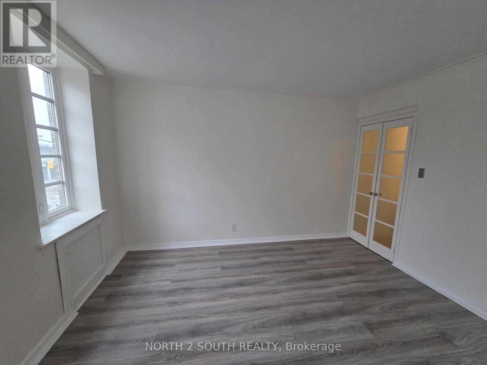 210 - 707 EGLINTON AVENUE WEST Image 11