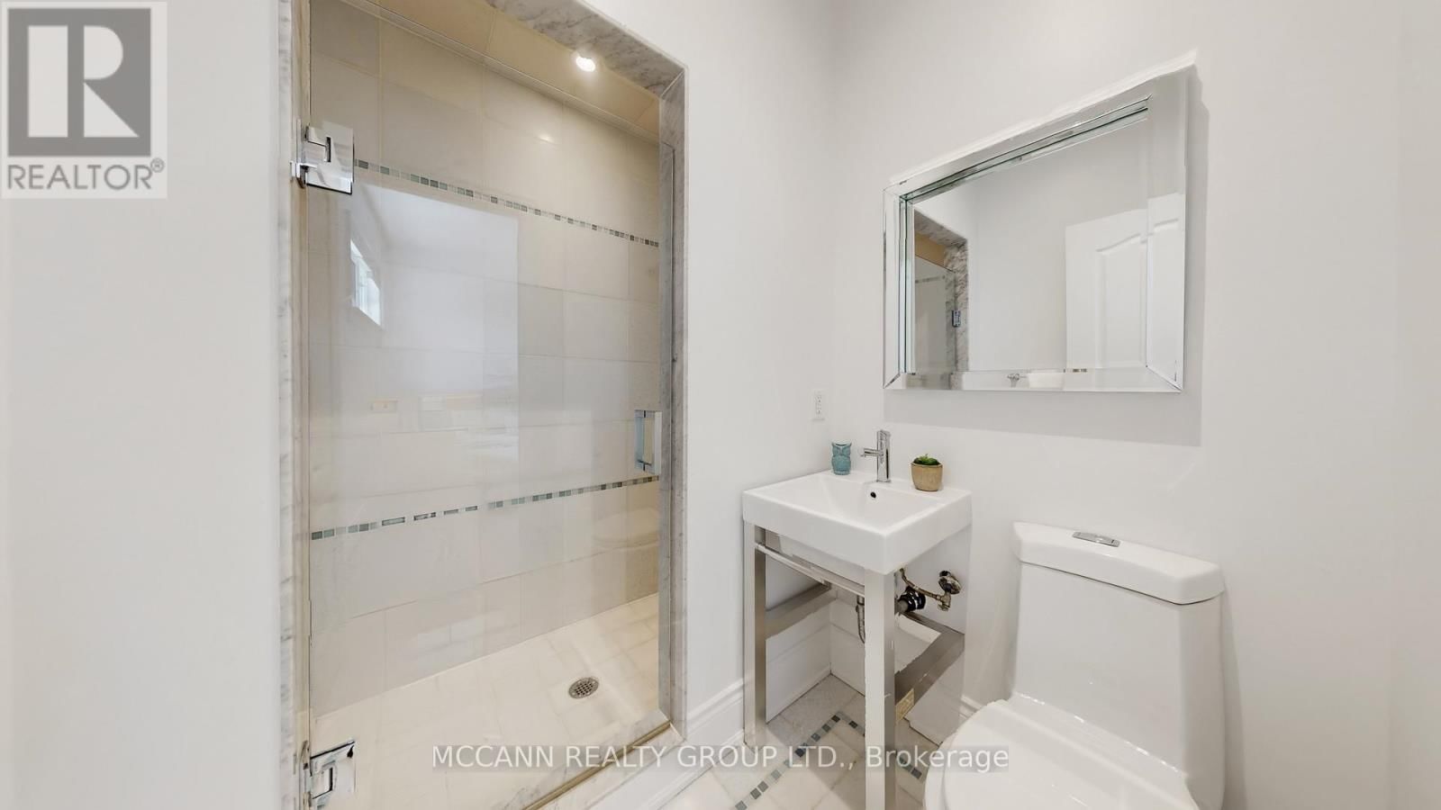 90 HADDINGTON AVENUE Image 29