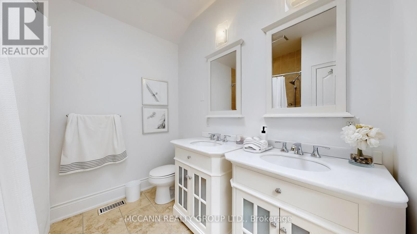 90 HADDINGTON AVENUE Image 35