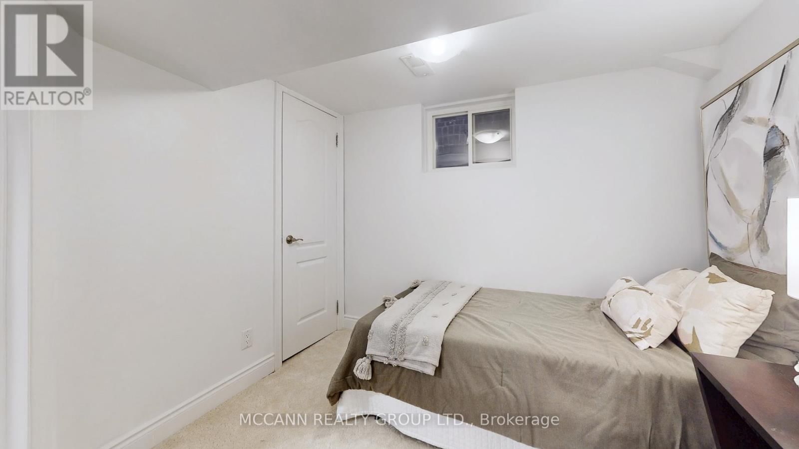 90 HADDINGTON AVENUE Image 43