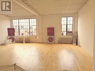 401 - 688 RICHMOND STREET WEST Image 4