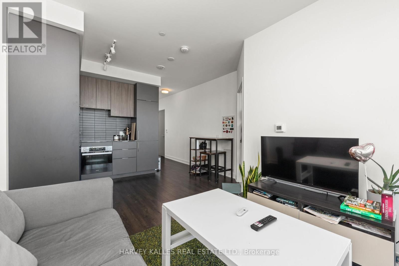 716 - 50 O'NEILL ROAD Image 8