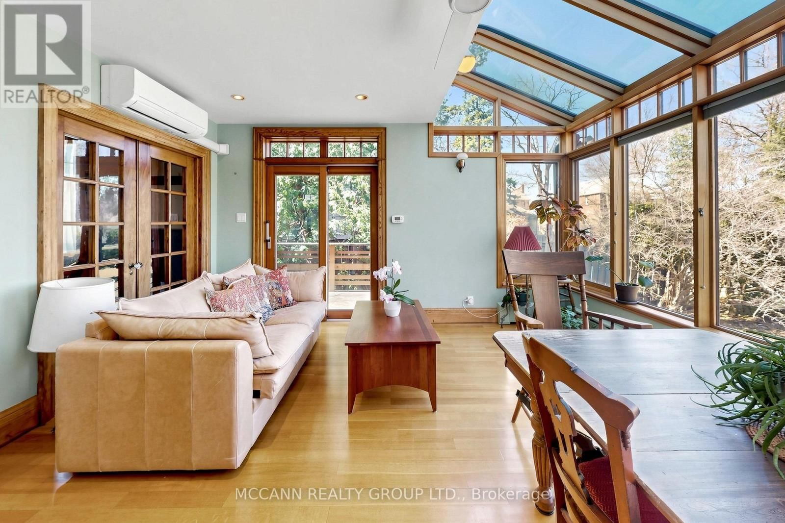 252 SHELDRAKE BOULEVARD Image 12