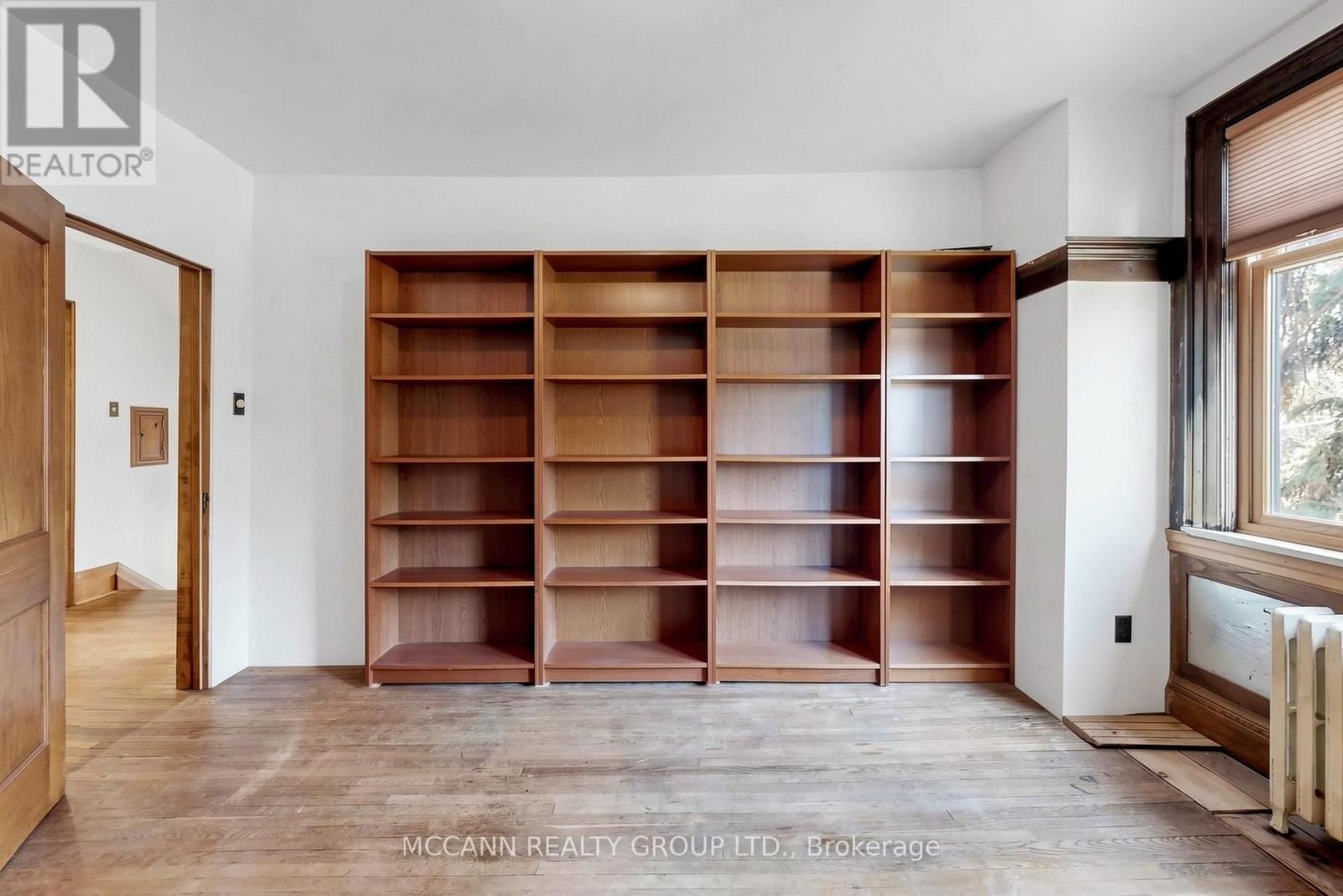 252 SHELDRAKE BOULEVARD Image 28