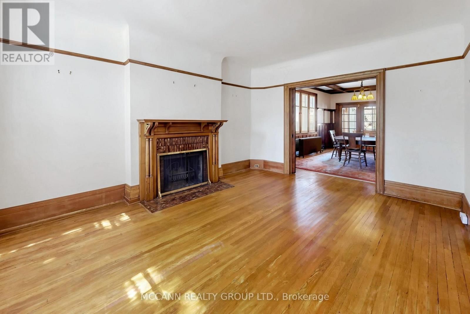 252 SHELDRAKE BOULEVARD Image 4