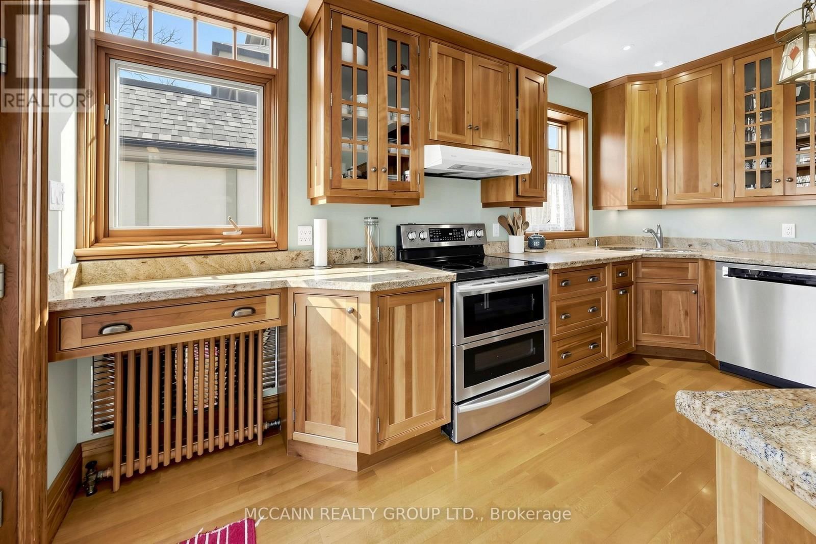 252 SHELDRAKE BOULEVARD Image 9