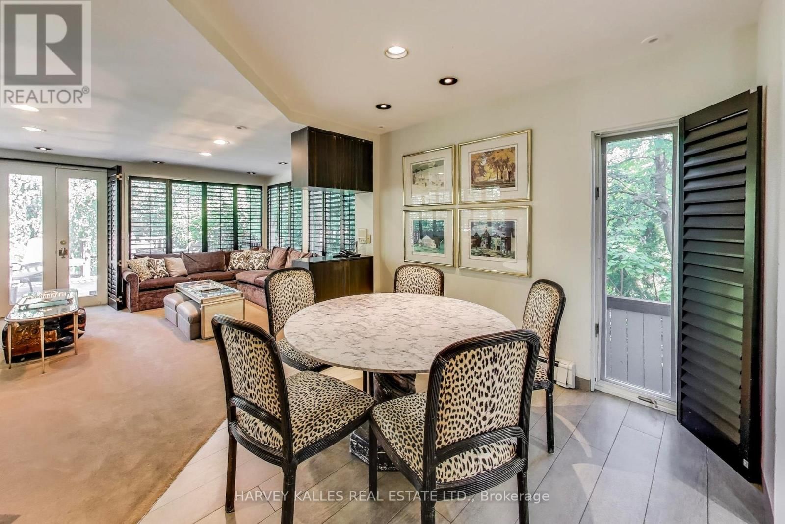 103 VESTA DRIVE Image 18